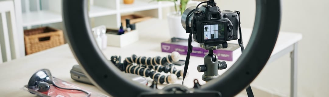 La Ring light, le meilleur éclairage réseaux sociaux : TikTok, Instagram, Snapchat La Ring light, le meilleur éclairage réseaux sociaux : TikTok, Instagram, Snapchat